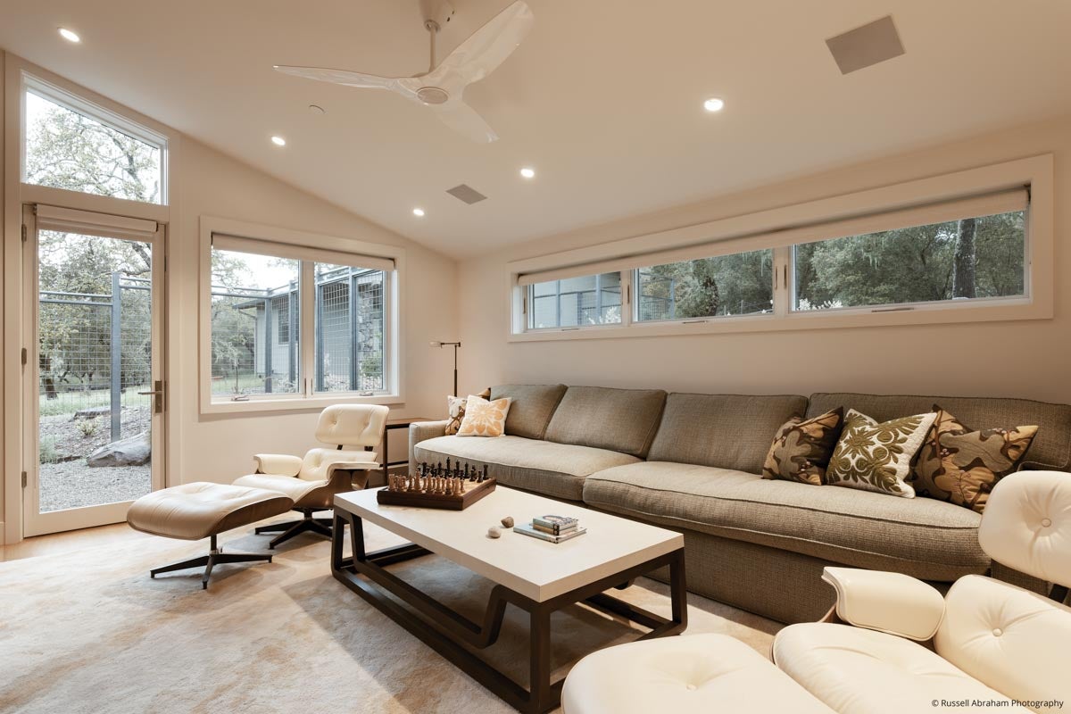 VistaLuxe WD LINE swing door, geometric direct set awnings, casements and awnings AM226