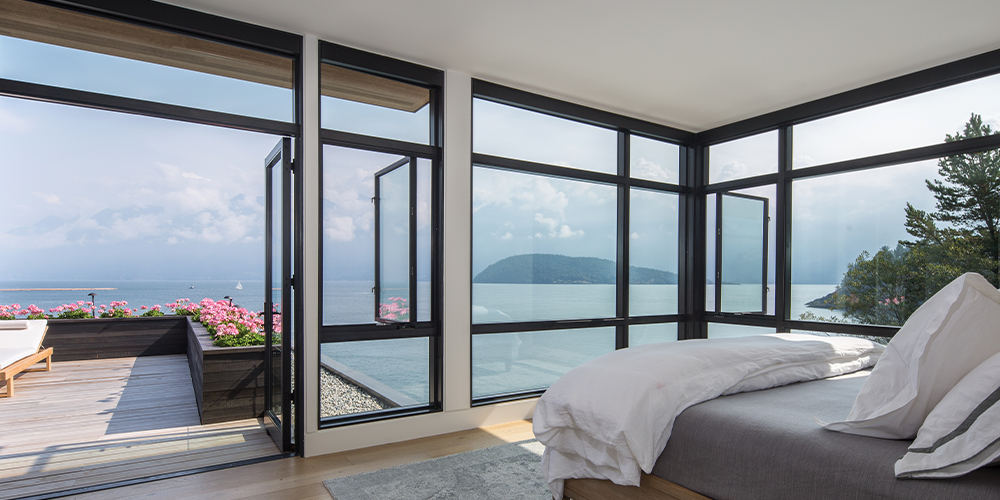 VistaLuxe WD LINE direct sets, casements and outswing doors, creating a wall of windows