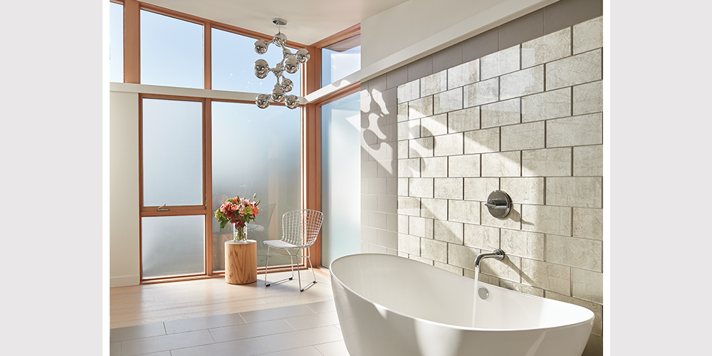 Direct sets in rectangular and trapezoidal shapes
Frosted with matte glass